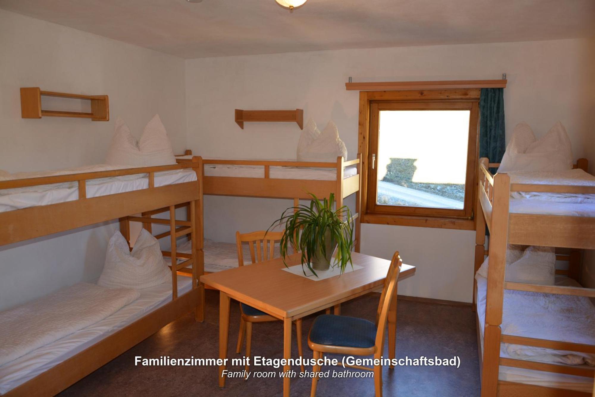 Ski In-Ski Out - Gaestehaeuser Saalbach-Hinterglemm - Wallegghof Christianhof Exterior foto
