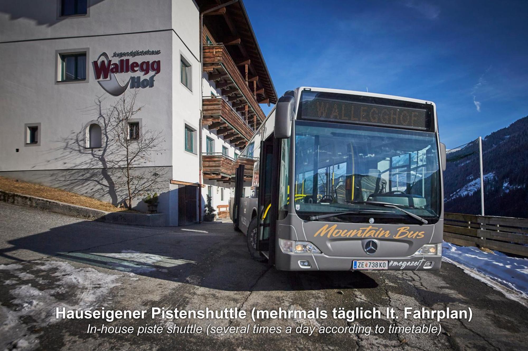 Ski In-Ski Out - Gaestehaeuser Saalbach-Hinterglemm - Wallegghof Christianhof Exterior foto
